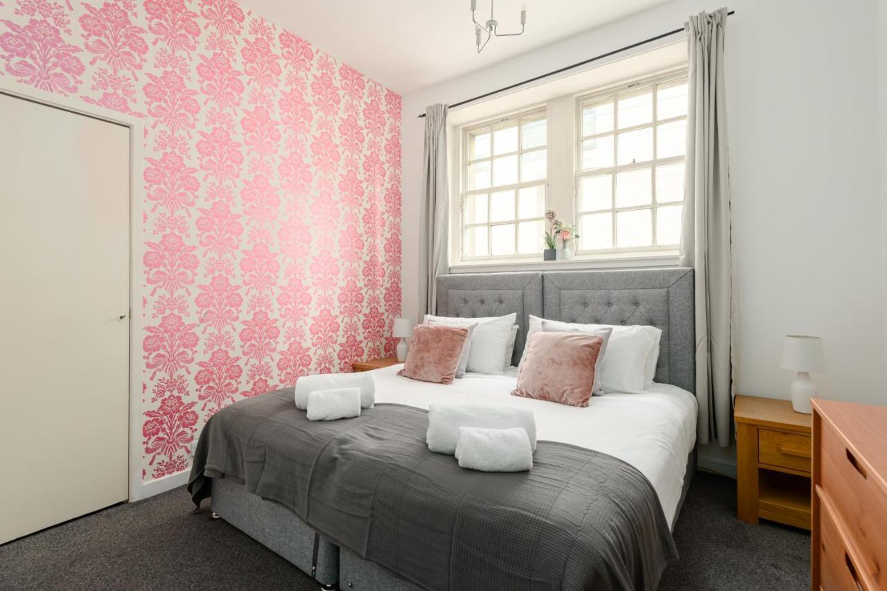 2 Bedroom Royal Mile Apartment Εδιμβούργο Εξωτερικό φωτογραφία