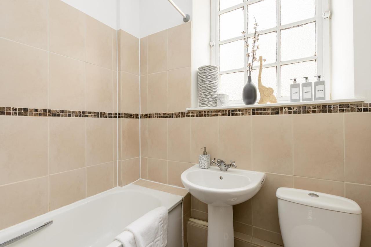 2 Bedroom Royal Mile Apartment Εδιμβούργο Εξωτερικό φωτογραφία
